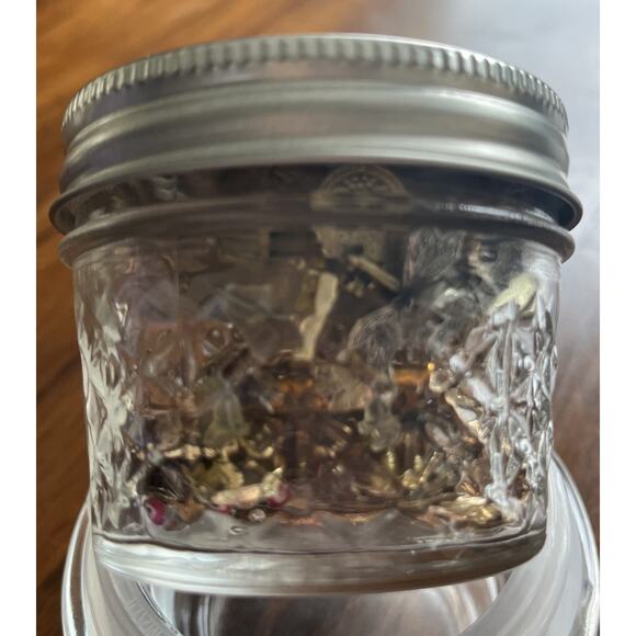 Mystery Jewelry Jar Rings Earrings Gold-Tones Lot - Picture 5 of 8